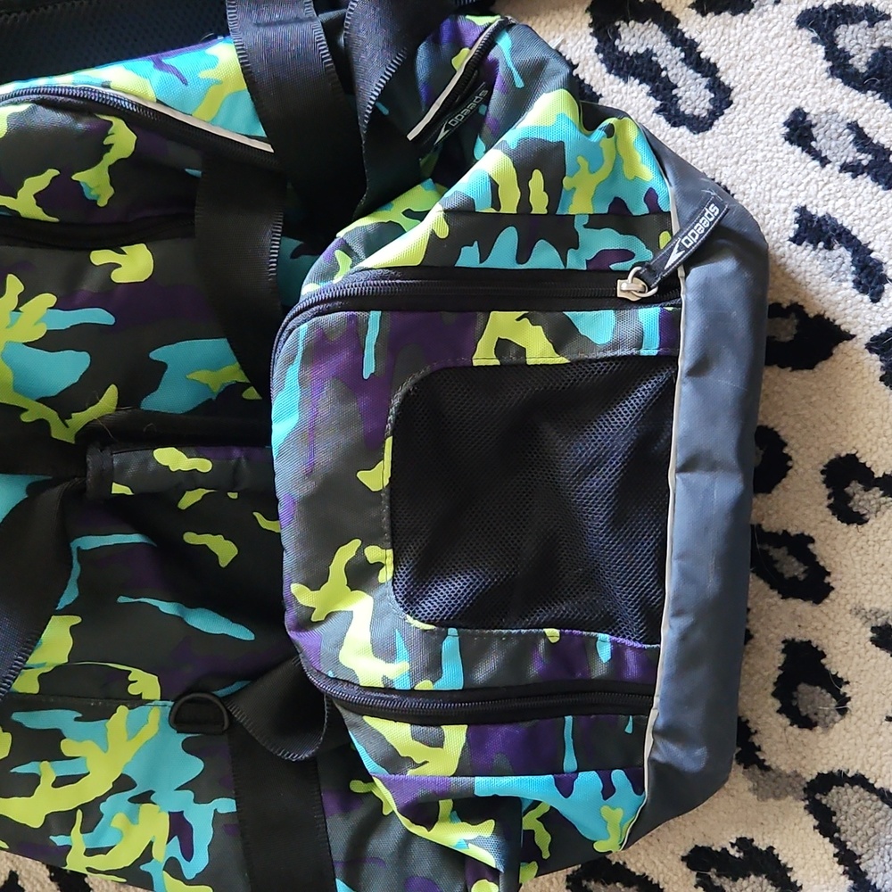 Speedo Teamster 35L Duffel Bag  Blue, Green, and Black Camo - Picture 3 of 7